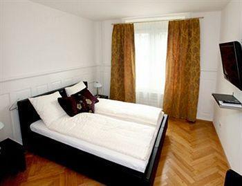 Guesthouse Dienerstrasse Zürih Dış mekan fotoğraf